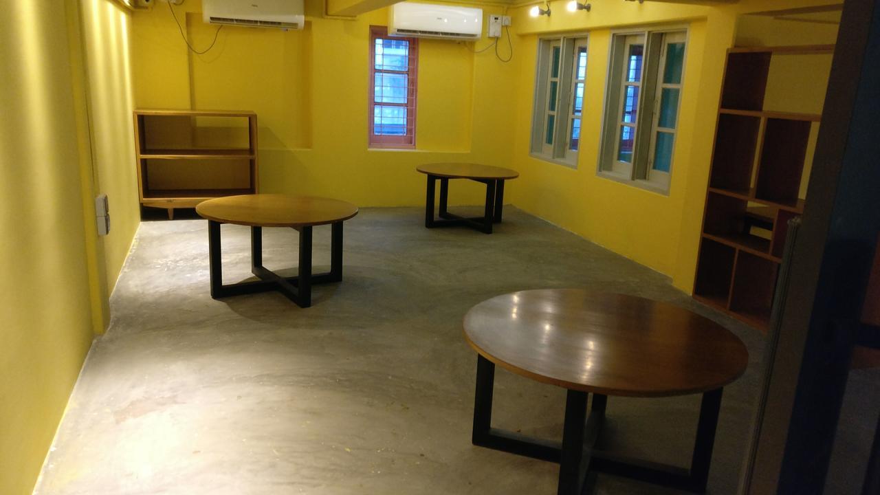 Kaung Hostel Мандалей Екстериор снимка