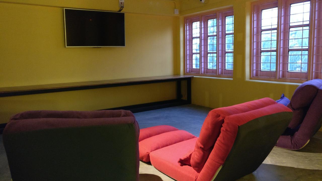 Kaung Hostel Мандалей Екстериор снимка