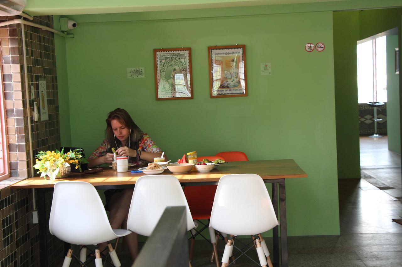 Kaung Hostel Мандалей Екстериор снимка