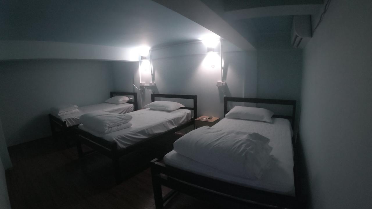 Kaung Hostel Мандалей Екстериор снимка